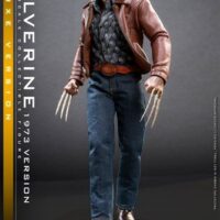 Hot Toys Statuetta Wolverine (Versione 1973) – X-Men: Giorni Di Un Futuro Passato – Versione Deluxe 1/6, 30 Cm