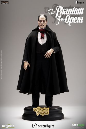 Lon Chaney as Phantom of the Opera