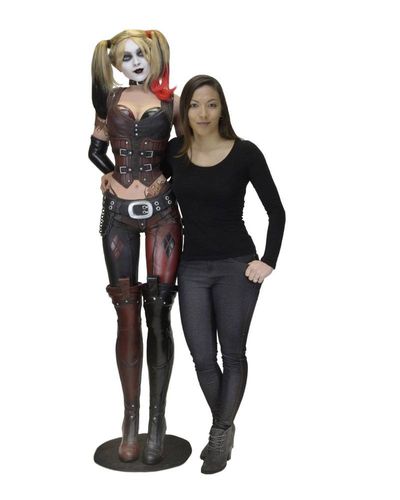 Batman Arkham City Estatua tamaño real Harley Quinn (goma espuma/látex) 180 cm