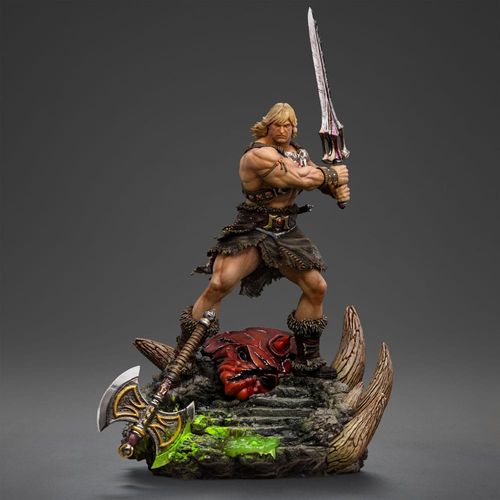Masters of the Universe Estatua 1/10 Deluxe Art Scale He-Man Unleashed 34 cm - Imagen 7