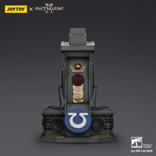 Warhammer 40,000: Space Marine 2 Réplica Ultramarines Lieutenant Titus casco con expositor 44 cm - Imagen 5