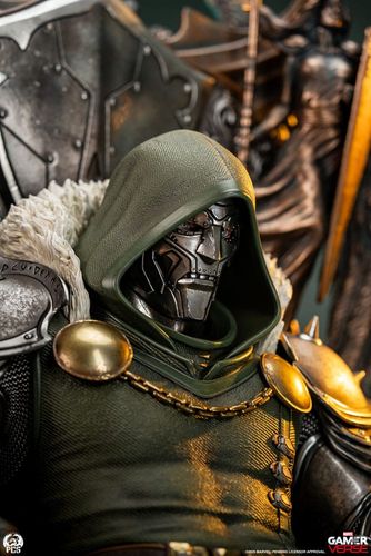 Marvel Rivals Gamerverse Estatua 1/3 Dr. Doom 69 cm - Imagen 6