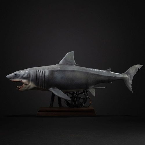 Jaws Estatua 1/10 Deluxe Art Scale Steven Spielberg Jaws 50th anniversary 27 cm - Imagen 5