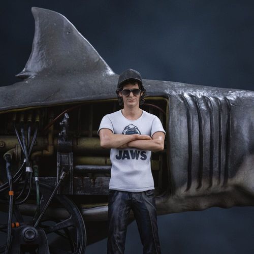 Jaws Estatua 1/10 Deluxe Art Scale Steven Spielberg Jaws 50th anniversary 27 cm - Imagen 2