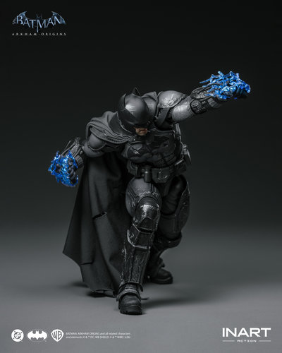 INART Batman: Arkham Origins Batman (Battle Damaged Version) Action Figure - Imagen 7