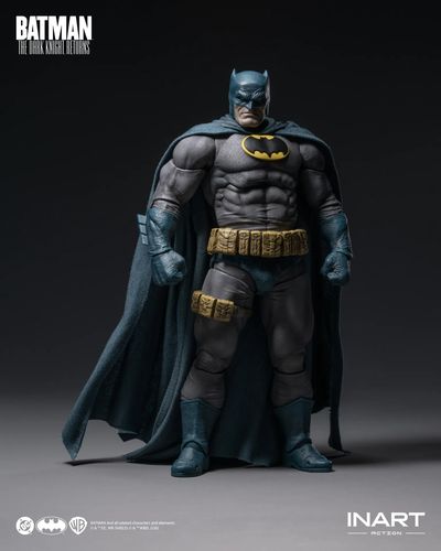 Batman The Dark Knight Returns Blue Suit 1/12 Action Figure